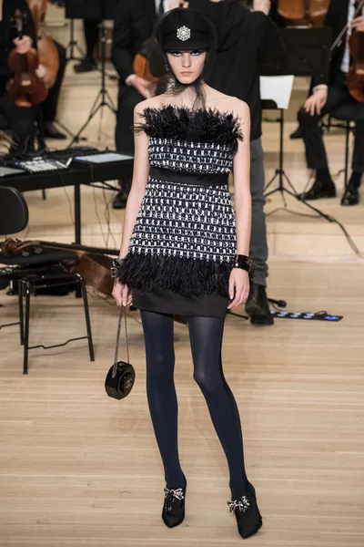 Look 81